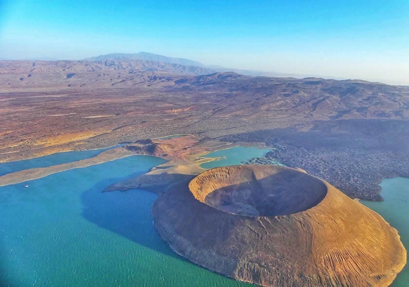 5 Days Lake Turkana Flying Safari